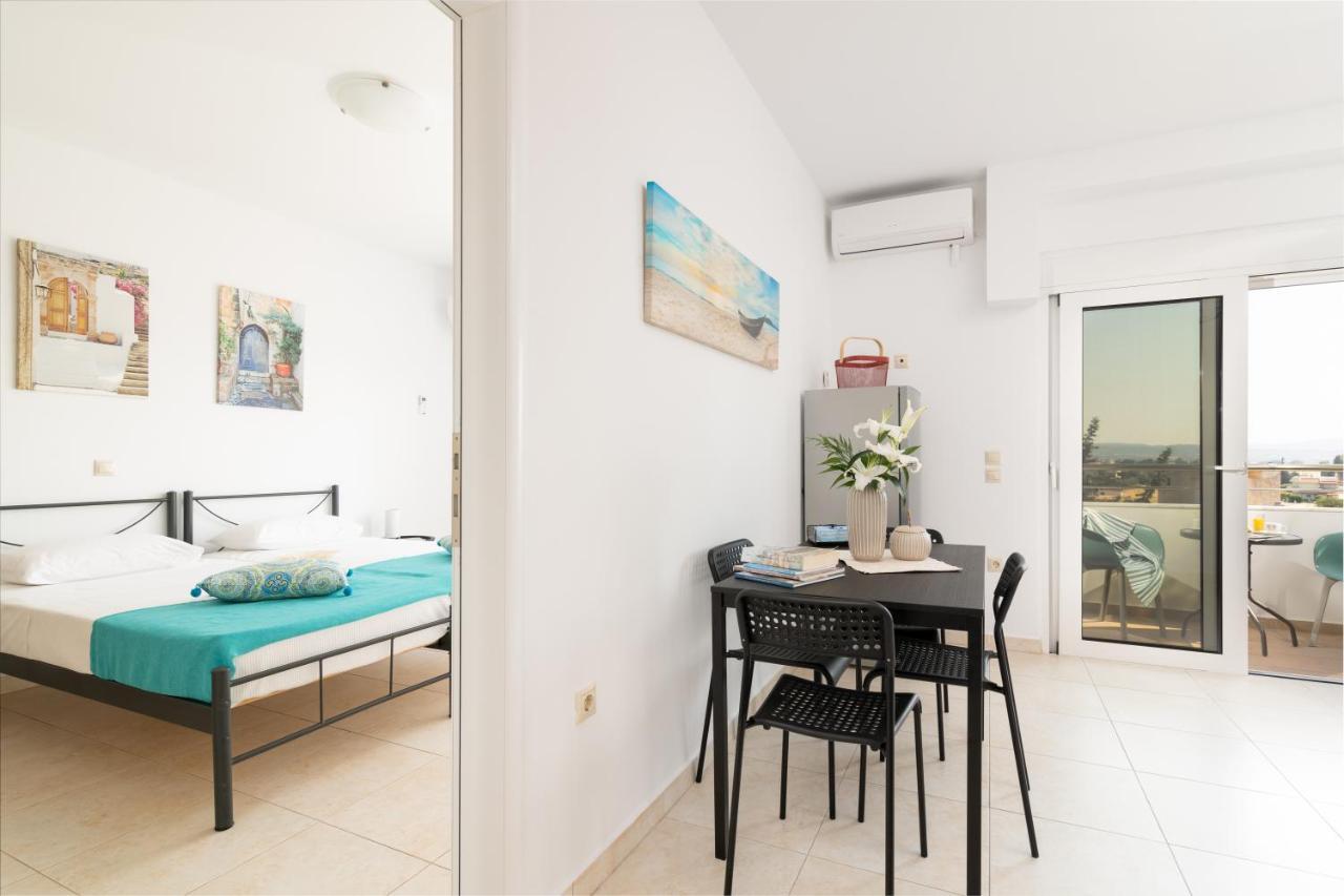 Lungo Mare Apartamento Gennadi Exterior foto