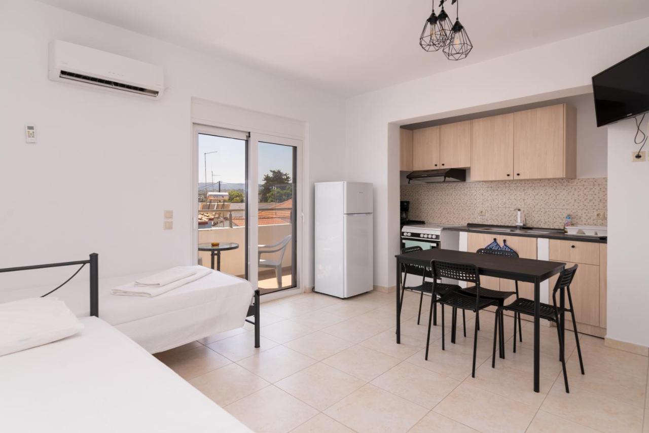 Lungo Mare Apartamento Gennadi Exterior foto